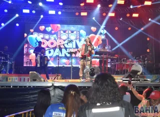 Segunda noite da Exponhém confirma sucesso da festa pelos 68 anos de Itanhém