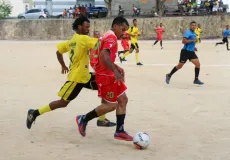 Seleção de Teixeira de Freitas disputa título em campeonato intermunicipal de futebol