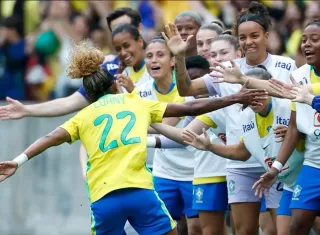 Seleção feminina faz 3 a 1 na Argentina em primeiro jogo no Beira-Rio