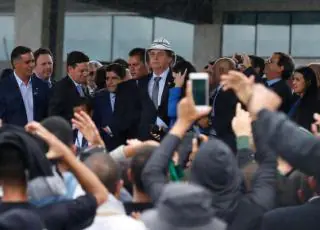 Sem Rui Costa, Bolsonaro dá palanque a maior rival do PT