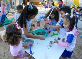 Semana Mundial do Brincar estimula instituições de ensino teixeirenses na integração entre brincadeiras e a natureza