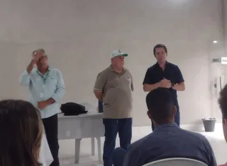 Seminário reúne parceiros para fortalecer cadeia produtiva da mandioca em Alcobaça