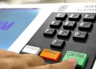 Senado aprova o adiamento das eleições