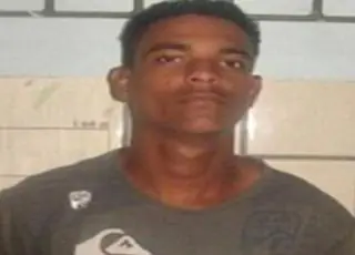 Sérgio “Frangão” se entrega a polícia de Teixeira