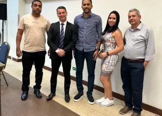 Servidores da Prefeitura de Nova Viçosa  participam em Salvador do curso de capacitação da nova Lei de  Licitações 