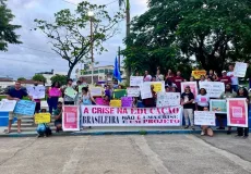 Servidores e estudantes das instituições federais em Teixeira de Freitas aderem à greve nacional 