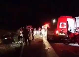 Sete pessoas morrem em colisão frontal na BA-148, na Chapada Diamantina