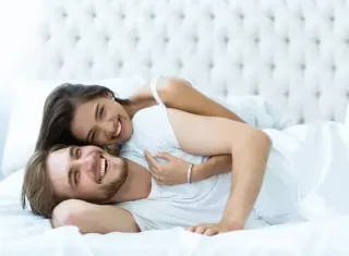 Sexo de manhã ou de noite? Entenda como o horário pode influenciar o prazer  