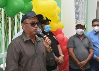 Silvio Ramalho inaugura o prédio da prefeitura de Caravelas totalmente reformado