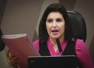 Simone Tebet propõe programa para proteção de gestantes e bebês