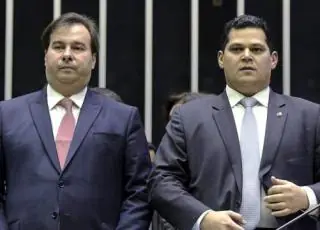 STF barra reeleição de Maia e Alcolumbre no Congresso