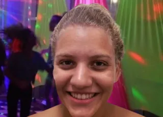 Suspeita de matar mulher dentro de banheiro do bar no interior de Itanhém é presa