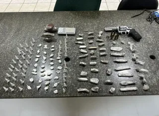 Suspeito atira contra policiais e morre após confronto em Itabela