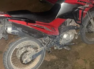 Suspeito de furto é detido com moto roubada após ser contido por populares em Guaratinga