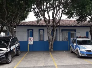 Suspeito de homicídio é preso após denúncia anônima em Teixeira de Freitas