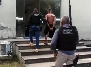 Suspeito de liderar tráfico é preso com drogas e possível material ligado a sequestro e tortura em Eunápolis