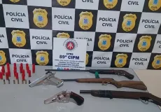 Suspeito é baleado durante operação conjunta do PETO e Polícia Civil; 05 armas foram aprendidas, em Nova Viçosa