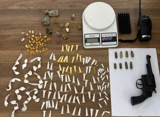 Suspeito morre após confronto com a polícia em Belmonte; drogas e arma são apreendidas