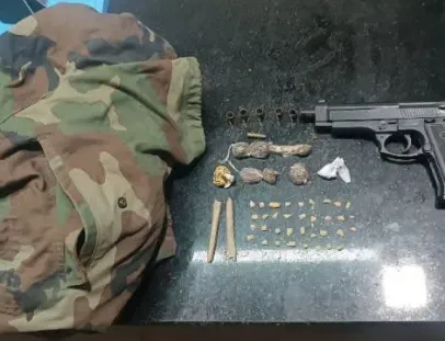 Suspeitos fogem após confronto com a PM e deixam drogas e simulacro para trás em Eunápolis