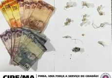 Suspeitos são presos com drogas e dinheiro durante abordagem em Teixeira de Freitas 