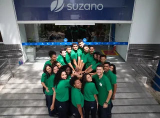 Suzano seleciona jovens do Extremo Sul da Bahia para programa gratuito de qualificação
