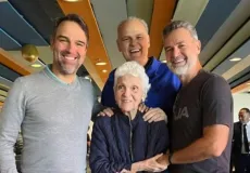 Tadeu Schmidt anuncia morte da mãe um mês após perder o irmão Oscar Schmidt