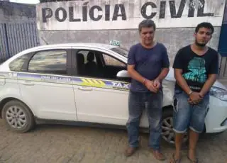 Taxista teixeirense e passageiro são presos com drogas em Itanhém. Eletricista de Medeiros Neto também foi preso