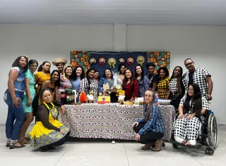 Libras na Educação: Teixeira de Freitas capacita profissionais para inclusão de surdos