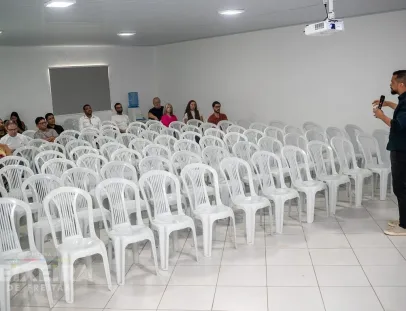 Teixeira de Freitas apresenta contas de 2026 e proposta de orçamento para 2027