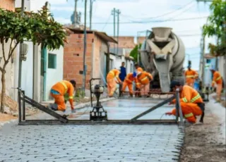 Teixeira de Freitas avança com obras de pavimentação no bairro Liberdade II