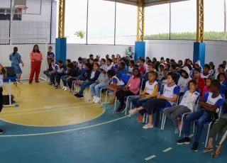 Teixeira de Freitas - Campanha Faça Bonito realiza atividades de conscientização para alunos de Duque de Caxias  