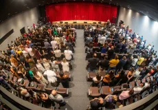 Teixeira de Freitas ganha Teatro Escola Antônio Chicon Sobrinho e prefeito aposta em artistas locais para conquistar o mundo