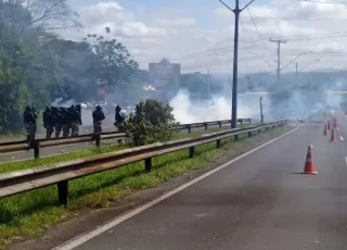 Teixeira de Freitas: Juiz Federal defere liminar e proíbe interdições de rodovias