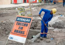 Teixeira de Freitas realiza obra para resolver alagamentos na Rua Massanori Nagao
