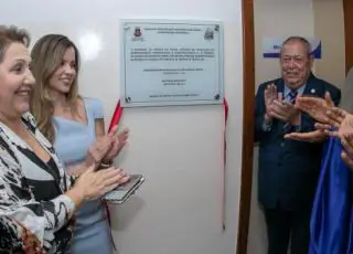 Teixeira de Freitas recebe Central de Monitoramento Eletrônico de Pessoas e botão do pânico