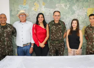 Teixeira de Freitas recebe representantes do Exército Brasileiro e é felicitado pelo número de alistados