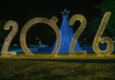 Teixeira de Freitas se transforma em palco de luzes, cultura e desenvolvimento com o Natal Iluminado