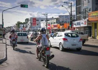 Teixeira de Freitas segue determinação do Estado, restringe comércio e movimento de pessoas