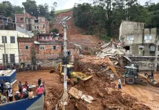 Chuva deixas restro de mortes e destruição em cidades de Minas Gerais 