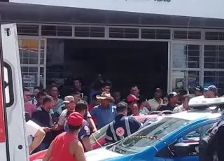 Tentativa de assalto termina com homem morto a tiros dentro do carro em Itamaraju