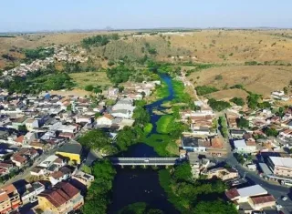 Tentativa de homicídio deixa dois feridos em bar de Medeiros Neto