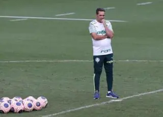 Terceira derrota consecutiva pesa, e Palmeiras demite Luxemburgo