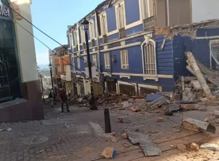 Terremoto de magnitude 7,4 atinge a Colômbia e deixa rastro de destruição