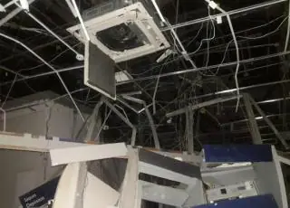 Terror em Belmonte: Bandidos fortemente armados explodem Caixa Econômica