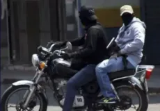 Terror em série: criminosos em motocicleta protagonizam três tentativas de homicídio em menos de 24 horas em Teixeira de Freitas