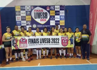 Time feminino de Caravelas fica em terceiro na final LIVESB