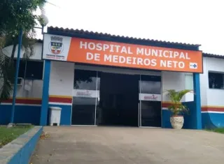 Tio é preso após atacar sobrinho com facadas dentro de casa em Medeiros Neto