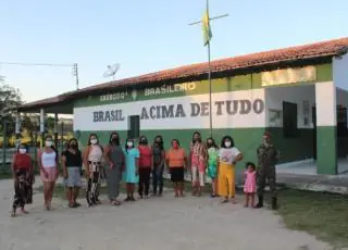 Tiro de Guerra 06-025 realiza instrução para mães de atiradores