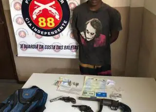 Traficante é preso com armas e drogas na cidade de Alcobaça