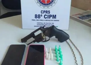 Traficantes são presos com arma e drogas em Alcobaça